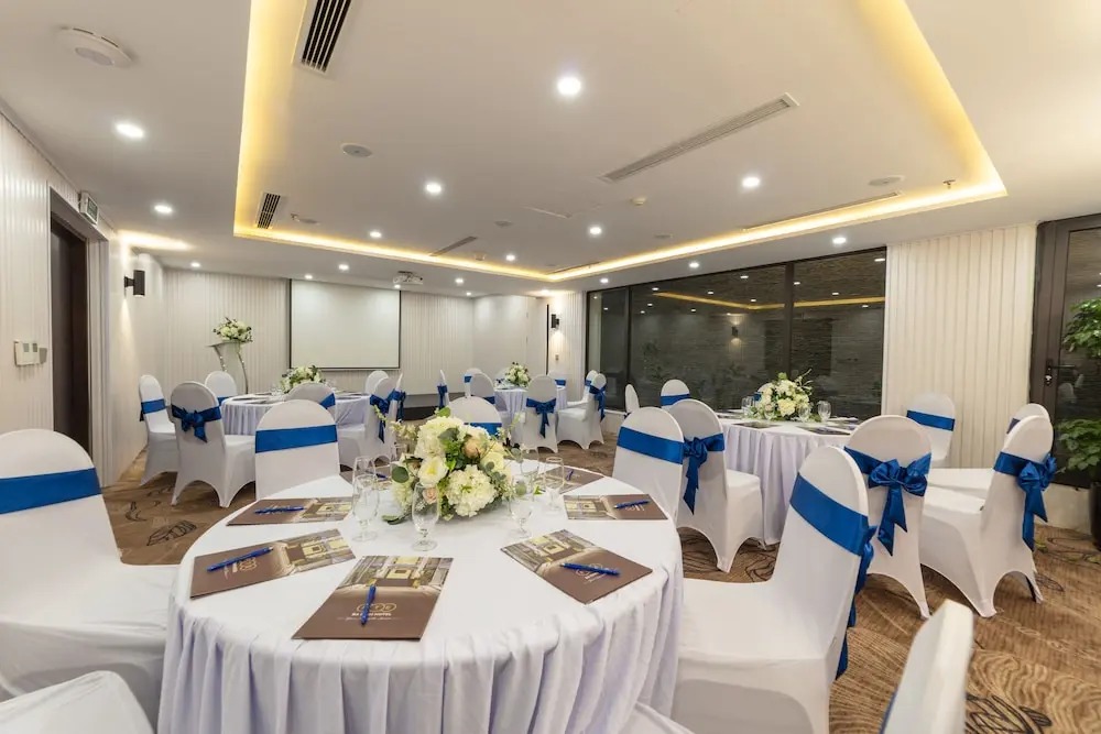 هتل اف‌تی‌ای هانوی